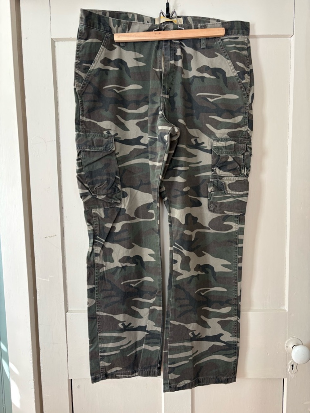 VTG Wrangler cargo straight leg pant camo